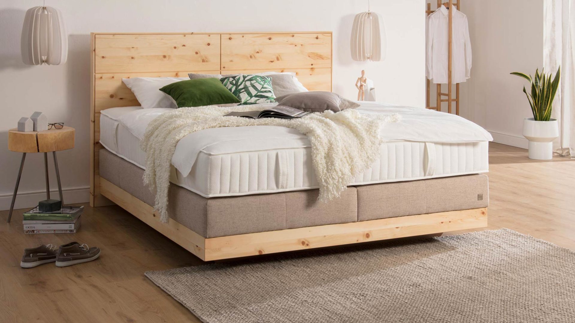 Ada premium Boxspringbett Chalet aus Holz