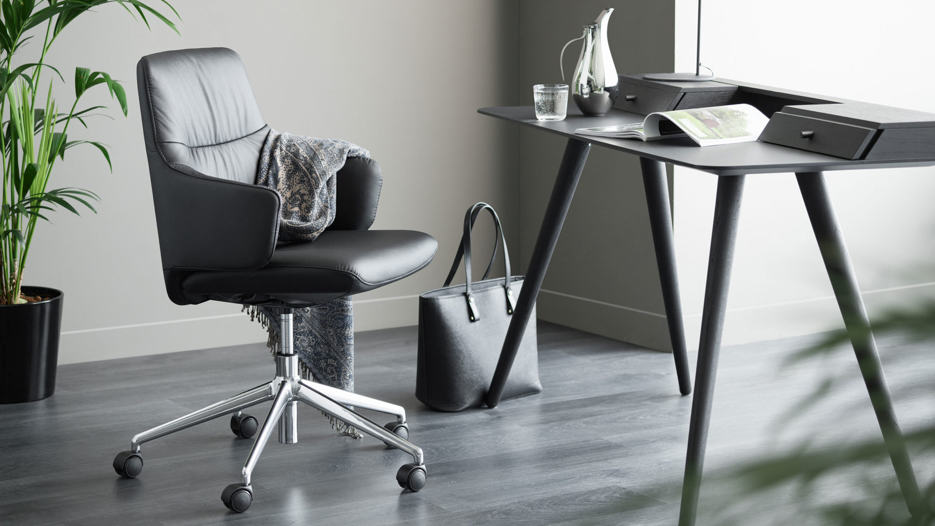 Stressless Büromöbel Mint in Schwarz