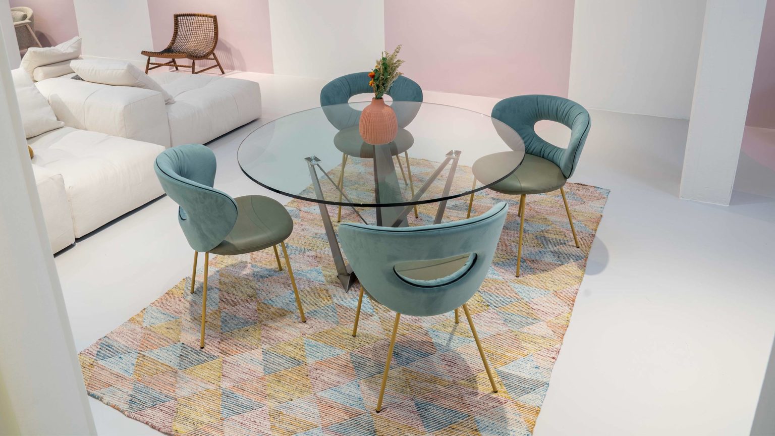 Concept Store by Möbel Staude Interior, Kunst & Designermöbel in