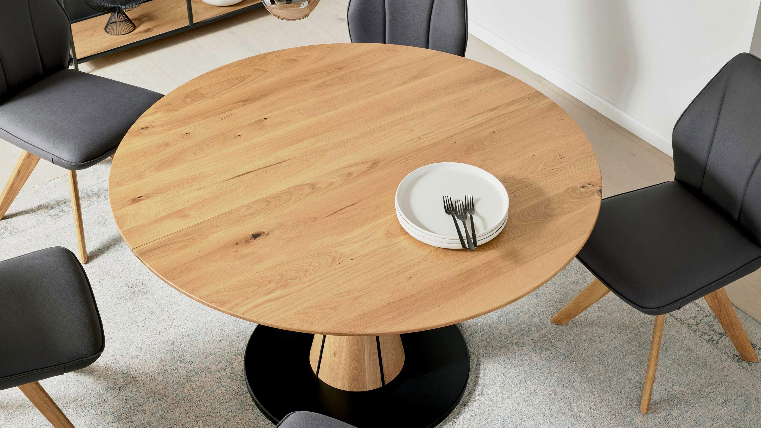 interliving 5102 esstisch rund mit holz tischplatte von oben