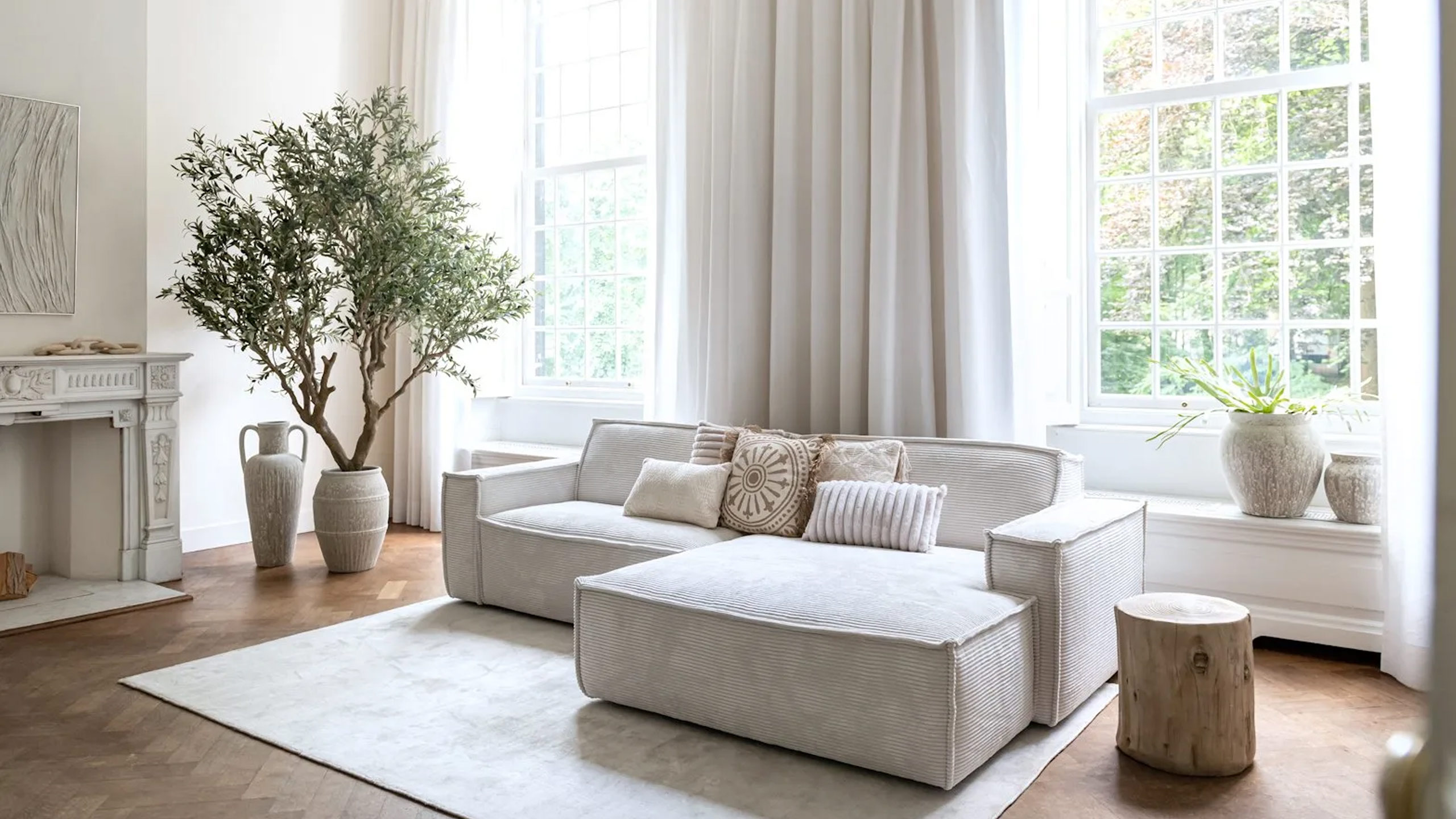 habufa wohnzimmer in creme im quiet luxury stil