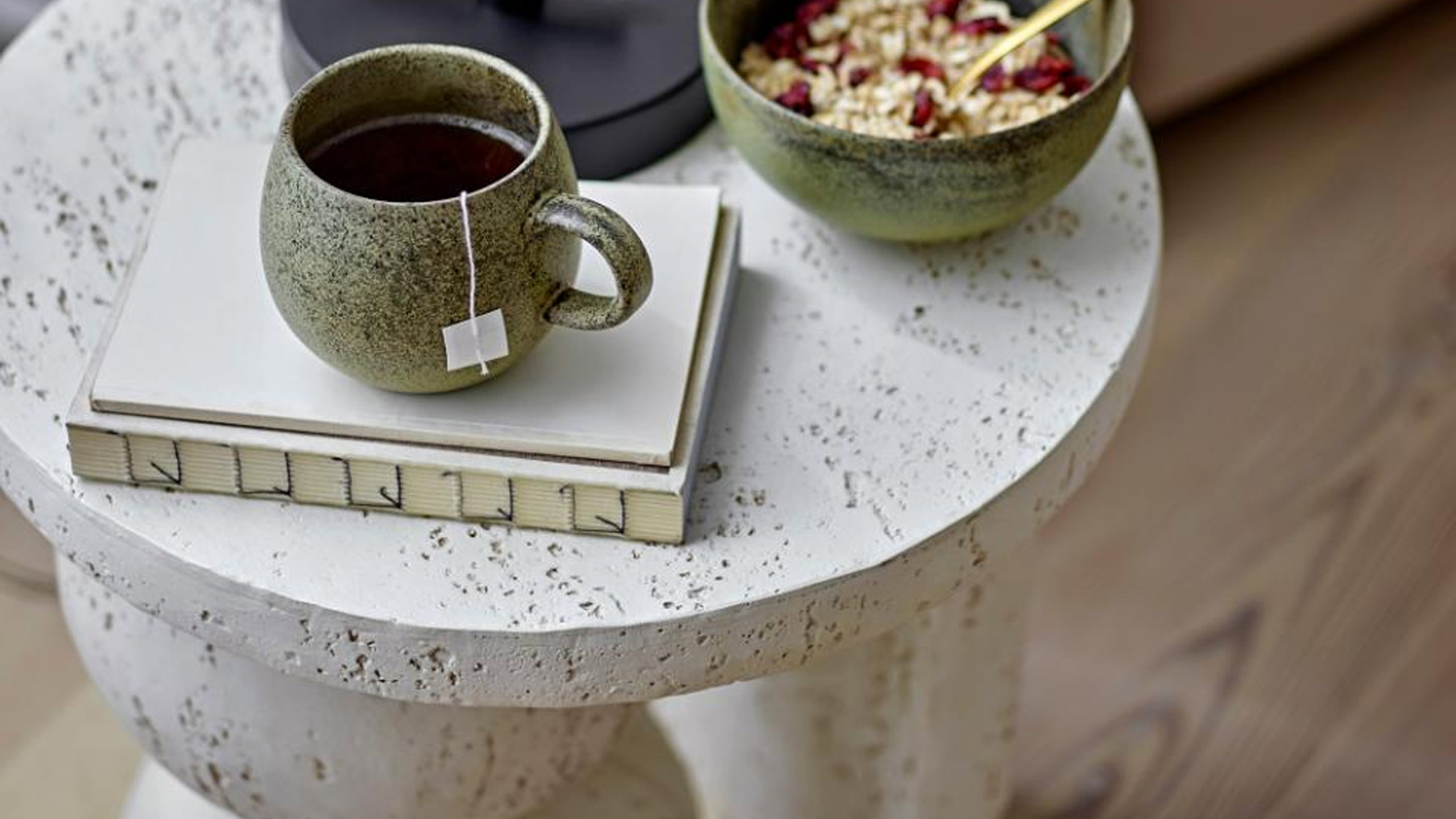 detail vom bloomingville tally travertin tisch