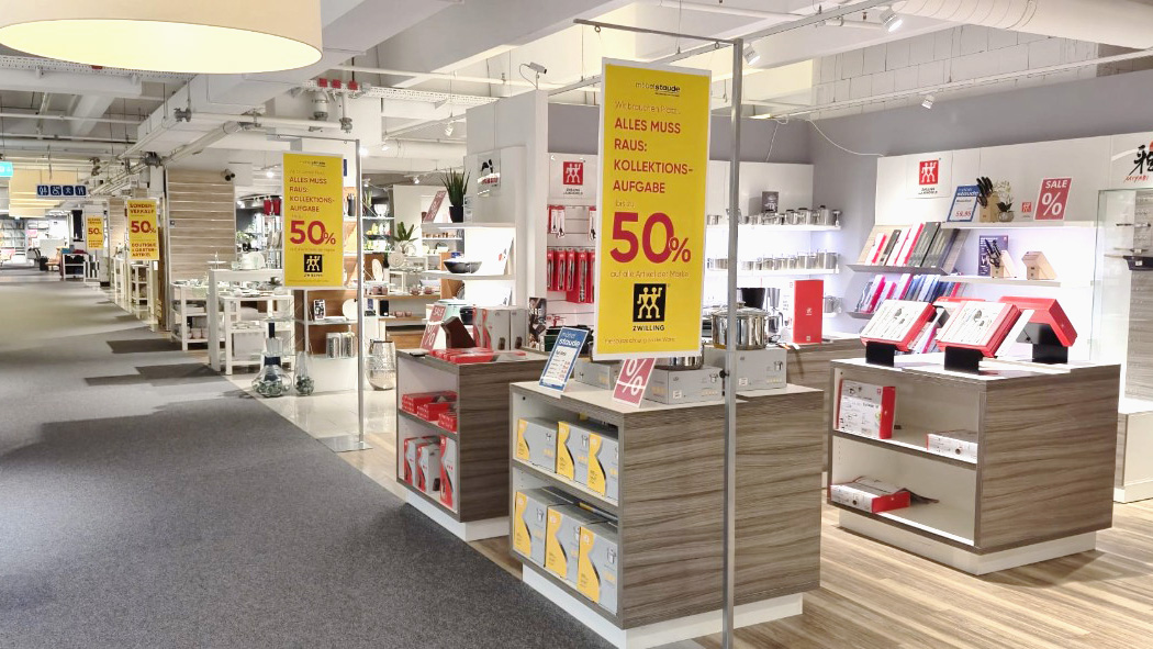 Boutique-Verkaufsfläche mit 50 % Bannern